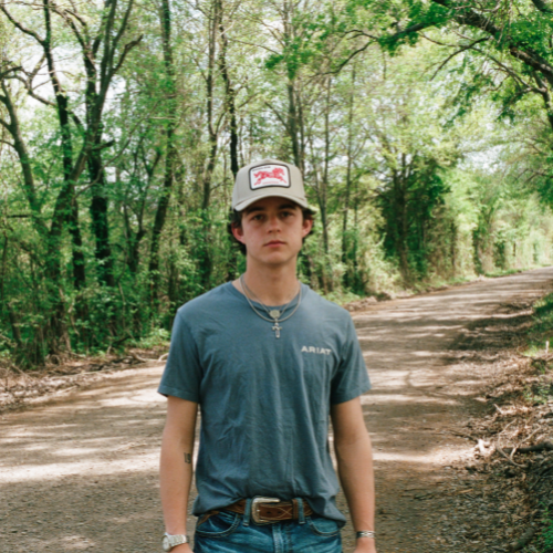 Risking Folk-Country star Waylon Wyatt announces Australian dates for the Dustpiles World Tour with special guest Clover County - January 2027